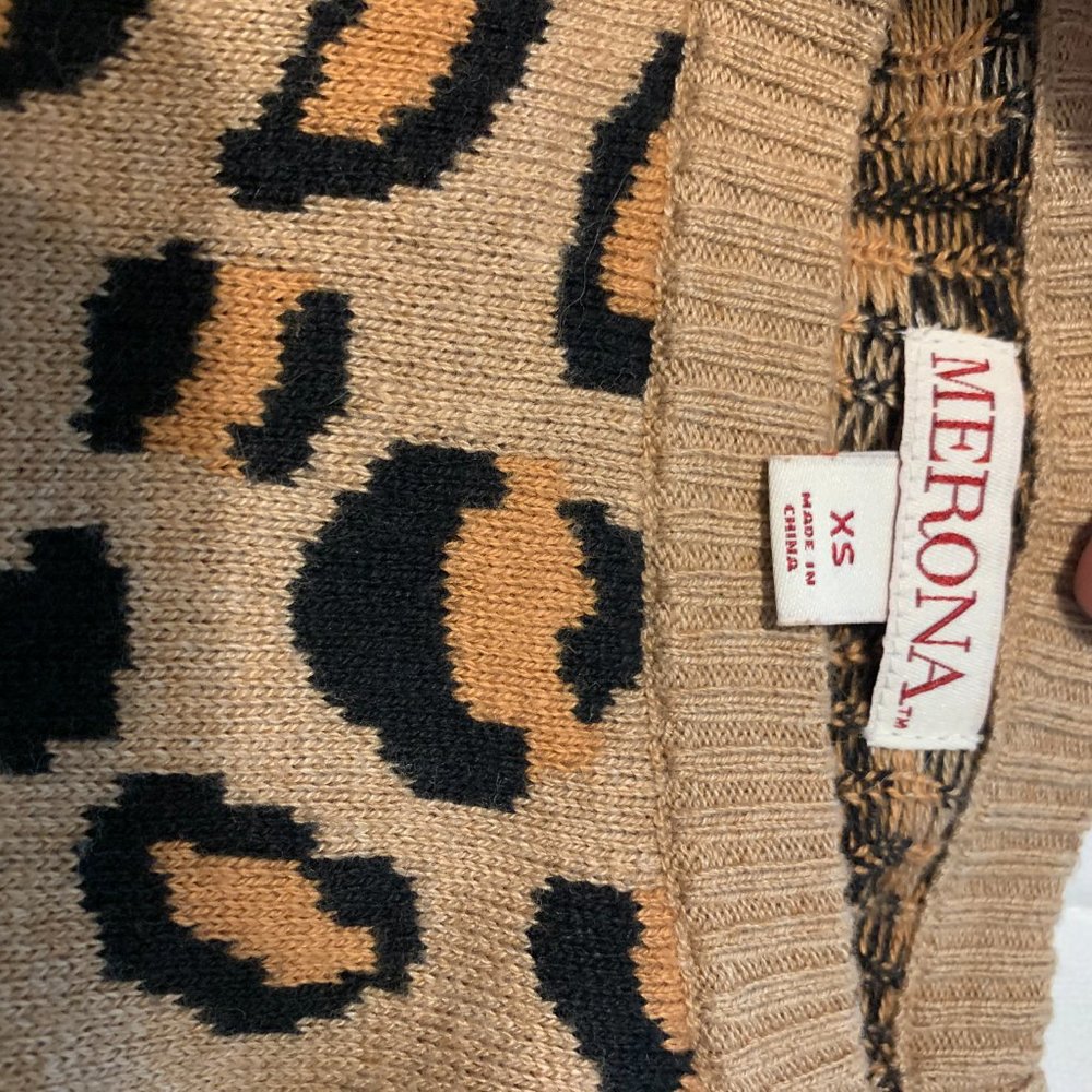 Leopard Sweeter - Picture 2 of 4